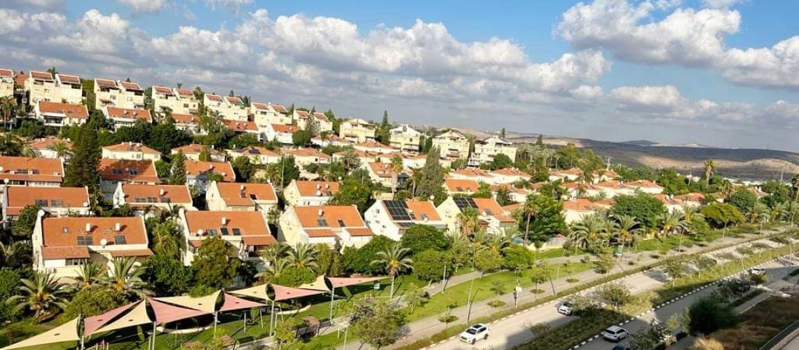 מיני פנטהאוז 4 חדרים פסגות אפק (2)